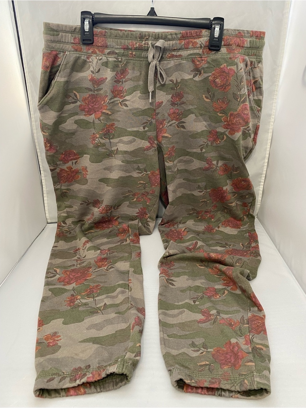 Maurices Olive Camo Floral Jogger Pants